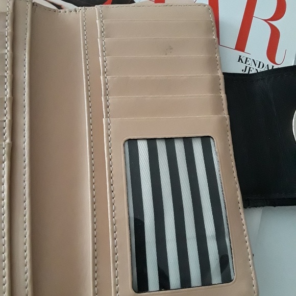 Kate Spade Black leather Wallet - Picture 5 of 7
